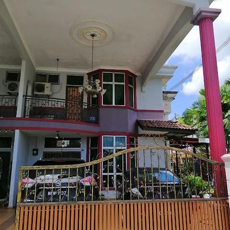 Hawwa Sara Muslim Homestay Malacca Eksteriør bilde