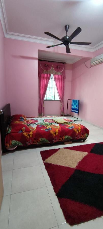 Hawwa Sara Muslim Homestay Malacca Eksteriør bilde