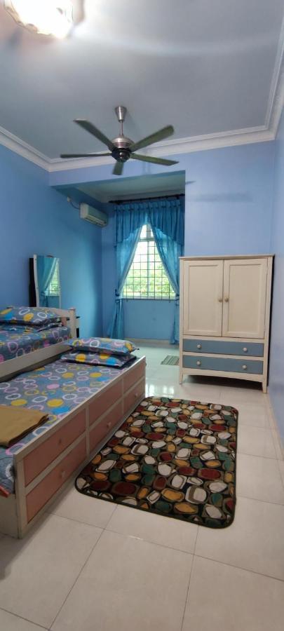 Hawwa Sara Muslim Homestay Malacca Eksteriør bilde